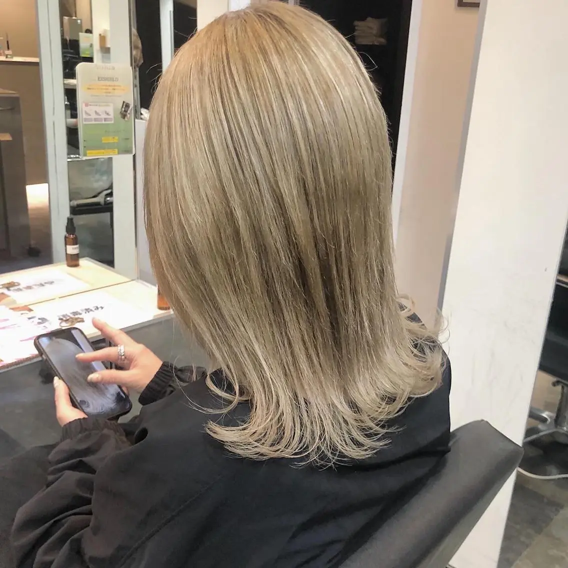 ミディアム 青山 健のヘアスタイル