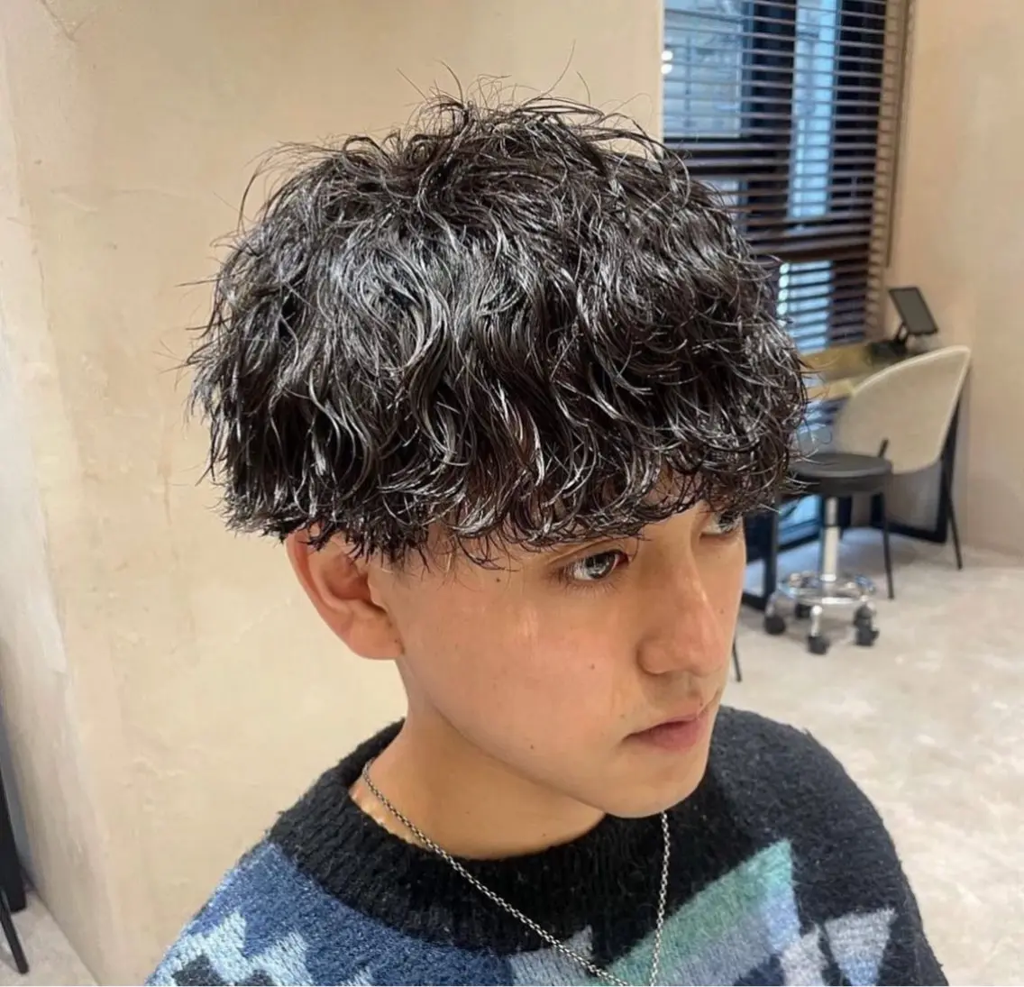 【💡残り3名💡】骨格矯正メンズカット＋ハードパーマ＋補修トリートメント✨（波巻き、ツイスパ、スペインカール）の写真