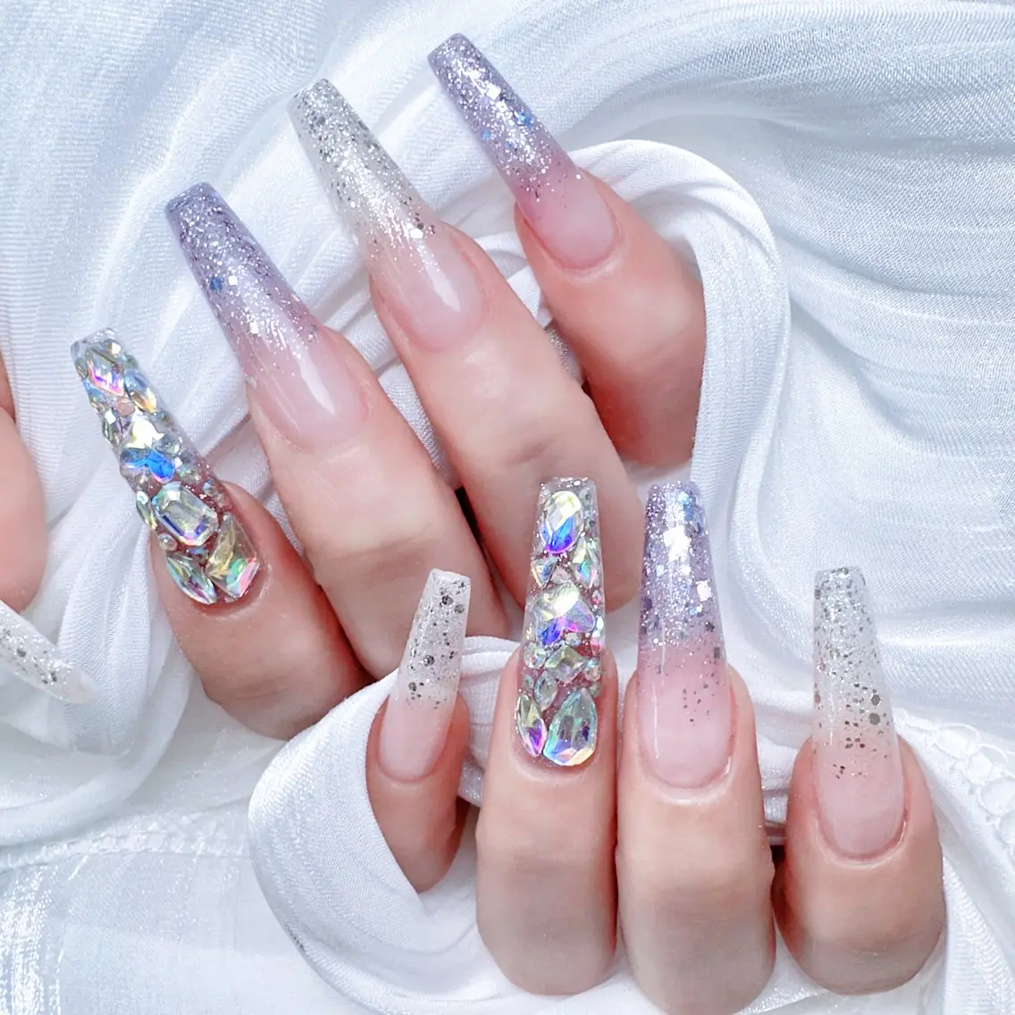 ネイル ハンドネイル 🎀M nails✨ ビューティーのネイルデザイン