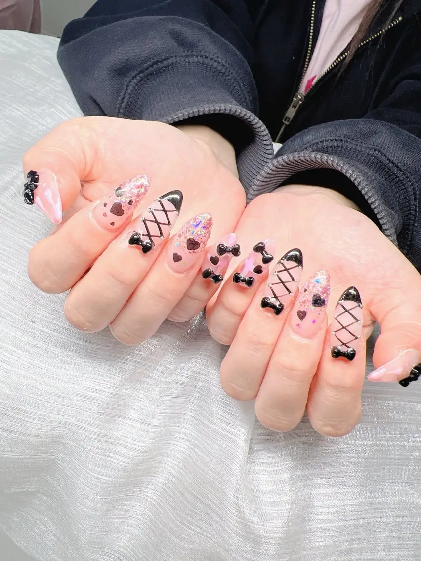 ネイル 長さ出し グラデーション 卒業式 キラキラネイル マグネットネイル Lee Nailsのネイルデザイン