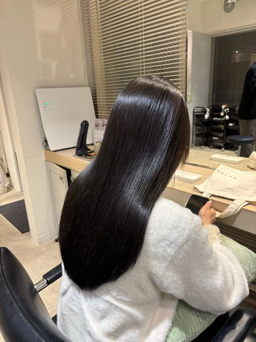 🪐平日20:30​〜​🪐 透明感ワンカラーの写真