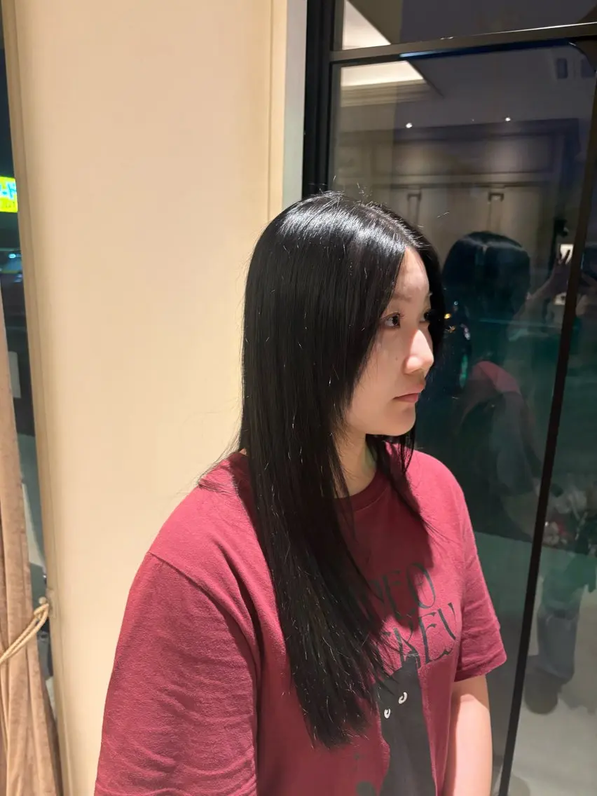 ロング ヘアカラー ｲｹﾀﾞ ﾋﾅﾘのヘアスタイル
