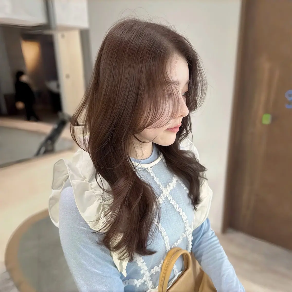 ロング カラー グレージュ オリーブグレージュ オリーブグレー ハッシュカット レイヤーカット カット ヘアカラー トリートメント HINA🫧顔まわり /レイヤーカットのヘアスタイル