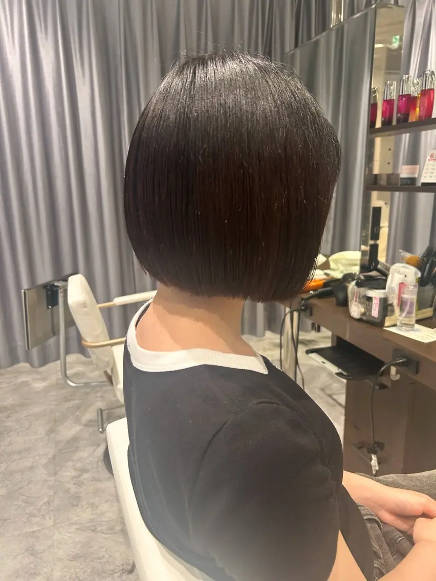 ショート 🫧透明感イルミナ カラー🫧三浦菜々子のヘアスタイル