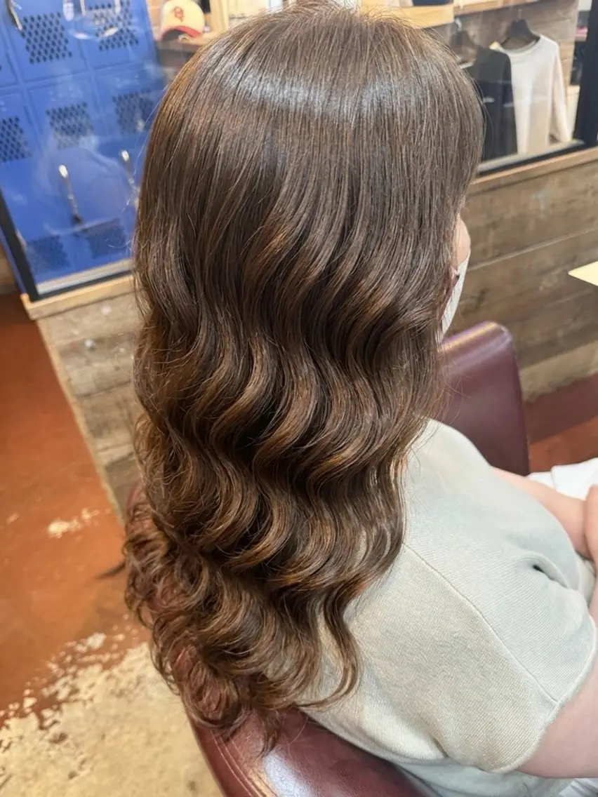 ロング パーマ 山下 真也のヘアスタイル