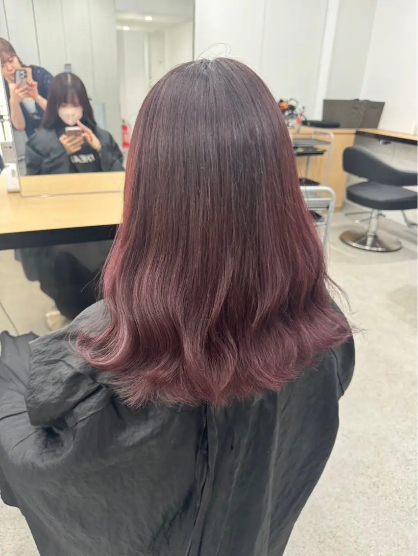 ロング カラー ヘアアレンジ 🤍淡色ピンク&ラベ ンダーYUKI🤍のヘアスタイル