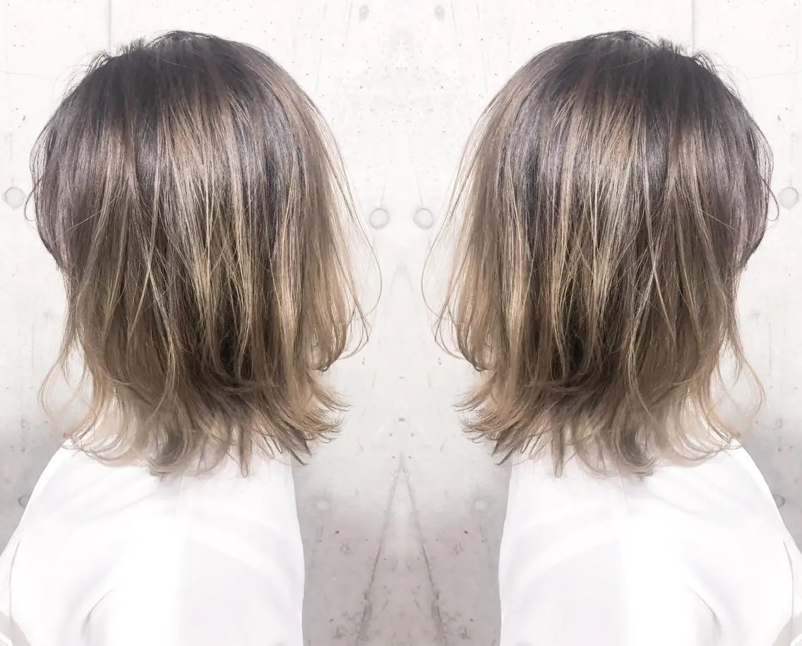 セミロング カラー バレイヤージュ ベージュカラー レイヤーカット 北條 優輝のヘアスタイル
