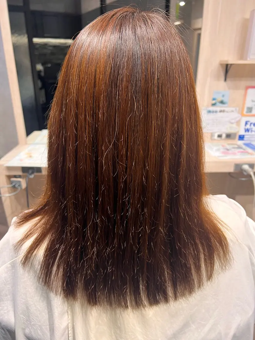 ロング 〆田 幸子のヘアスタイル