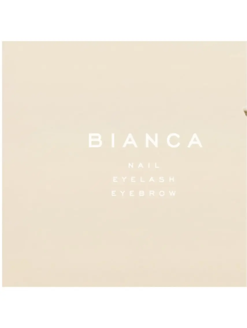 BIANCA ✴︎ yukiのネイルデザイン
