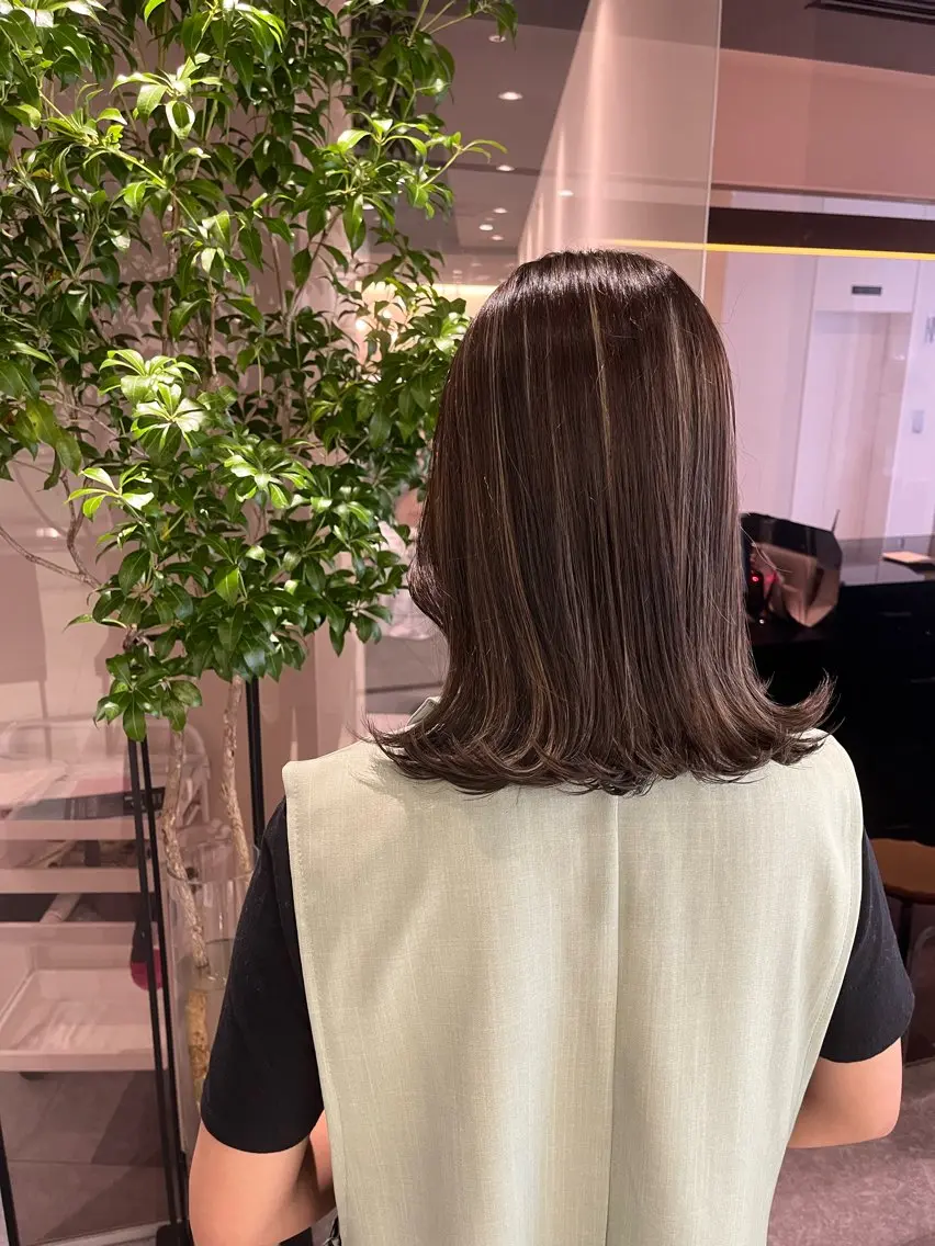 ミディアム カラー 中原 優美のヘアスタイル