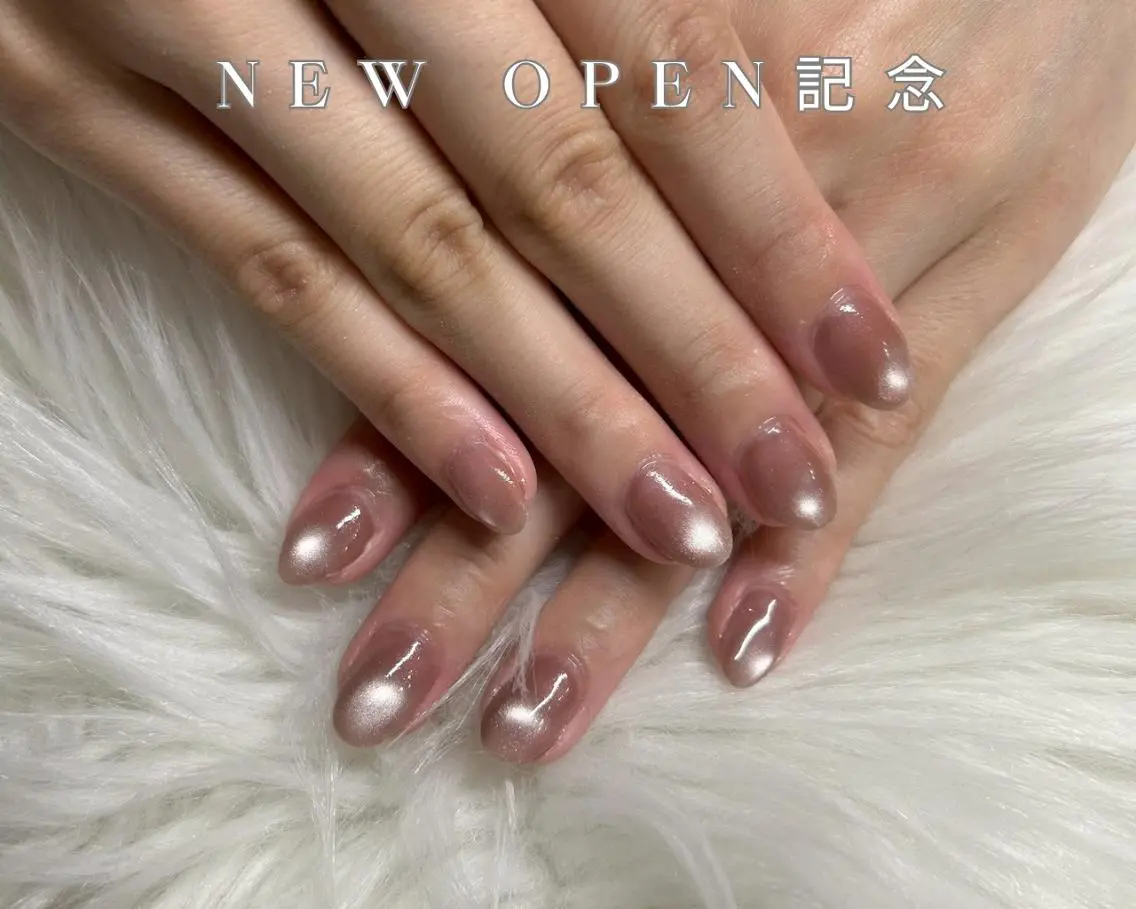 ネイル チークネイル 桜ネイル フラッシュネイル フレンチネイル ジェルネイル melt/noe 長さだし/持ち込みのネイルデザイン