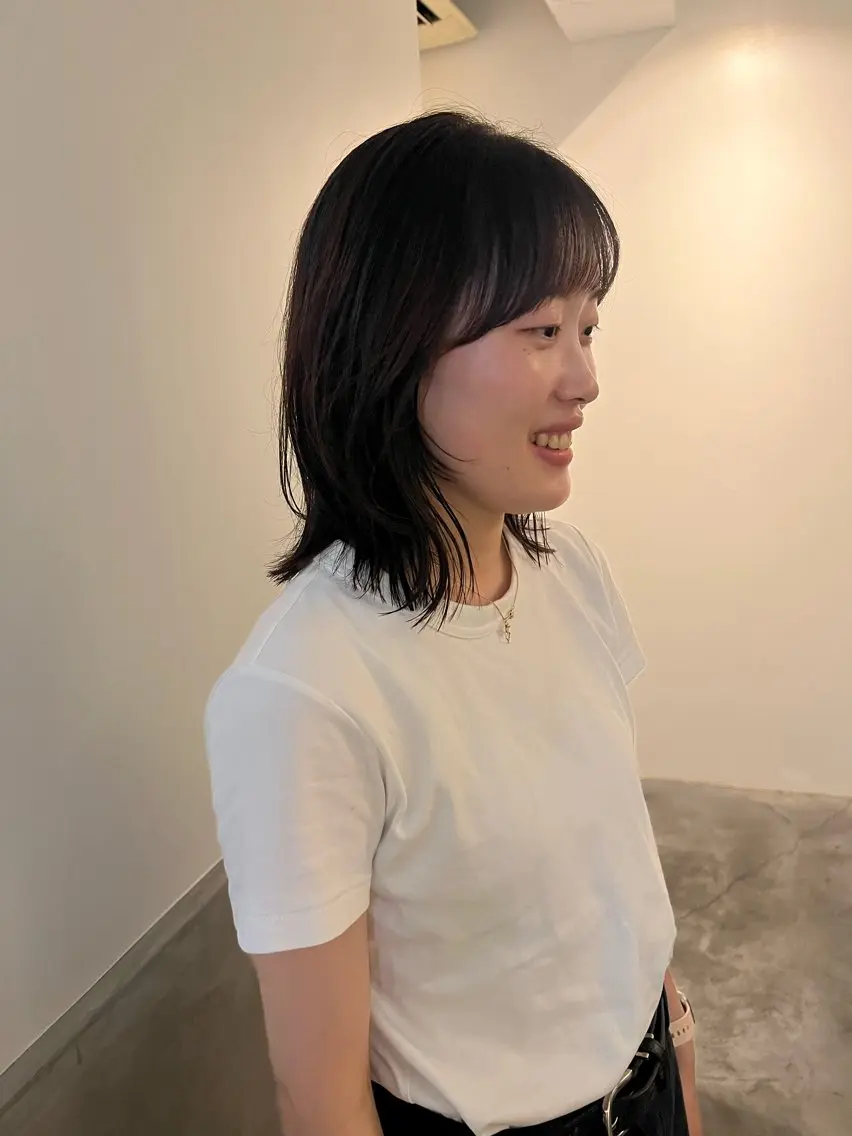 ミディアム カット 鈴木 三保のヘアスタイル