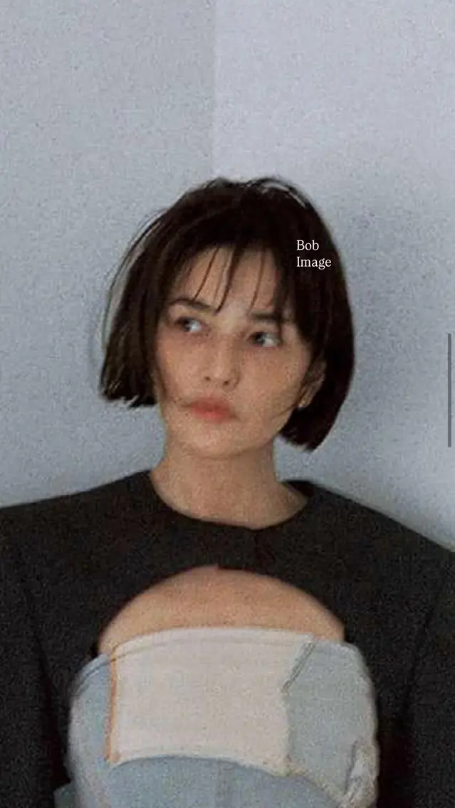 ミディアム ボブ 西脇 弥生のヘアスタイル