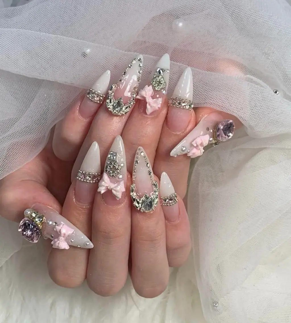 ネイル ハンドネイル Rinaky Amee Nailのネイルデザイン