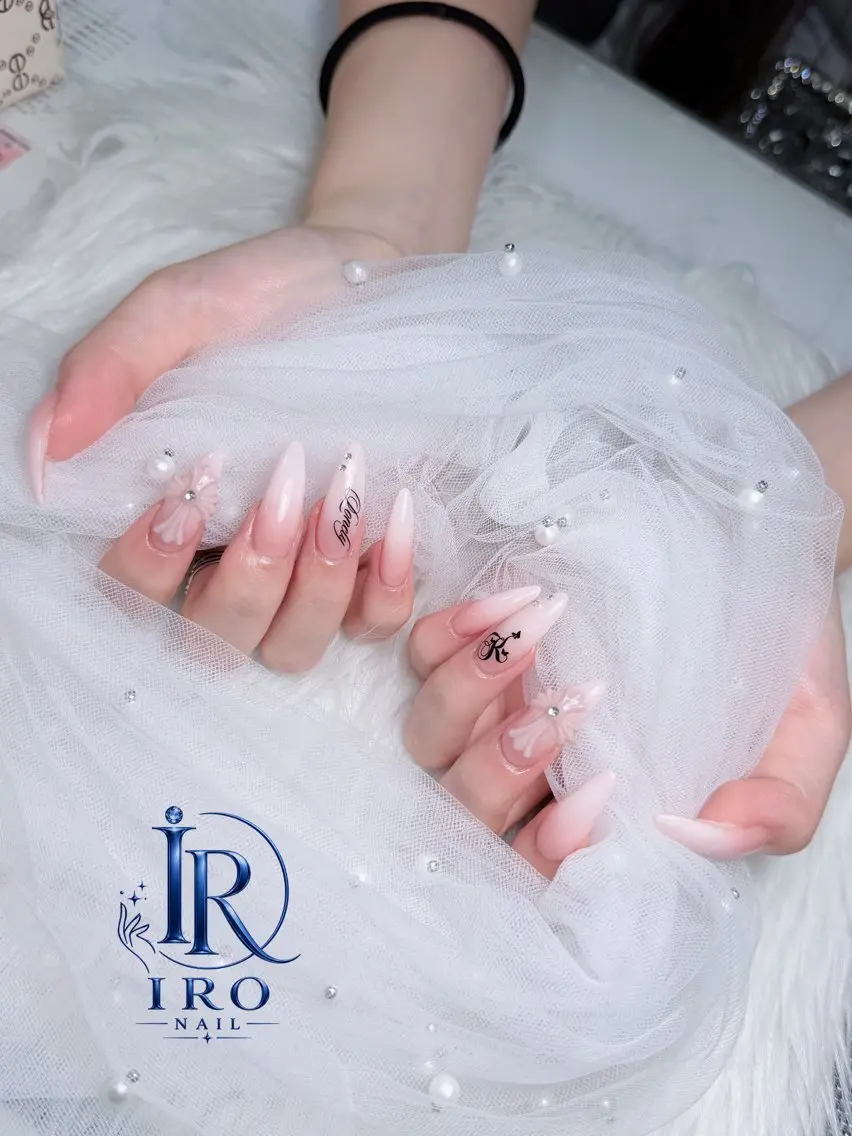 ネイル ハンドネイル IRO NAIL FUNABASHIのネイルデザイン