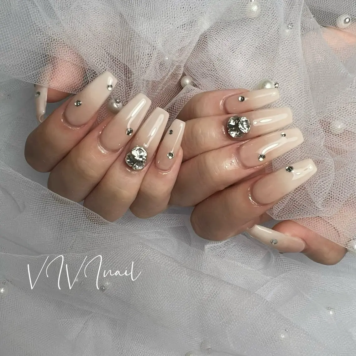 ネイル ロングネイル ハンドネイル vivi nailのネイルデザイン