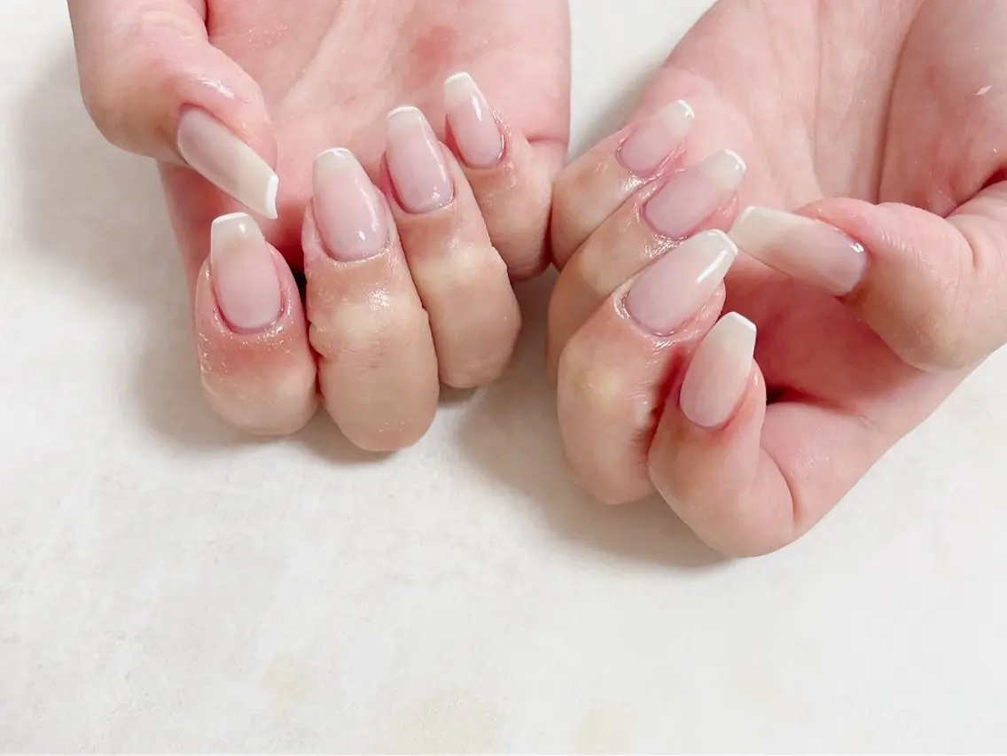ネイル フットネイル フレンチネイル ジェルネイル キラキラネイル メンズネイル kiki nail たまプラーザのネイルデザイン