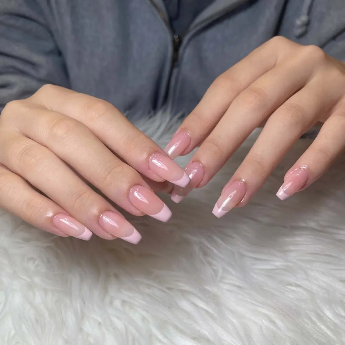 ネイル フレンチネイル 韓国ネイル ピンク シンプルネイル Nini 🎀のネイルデザイン