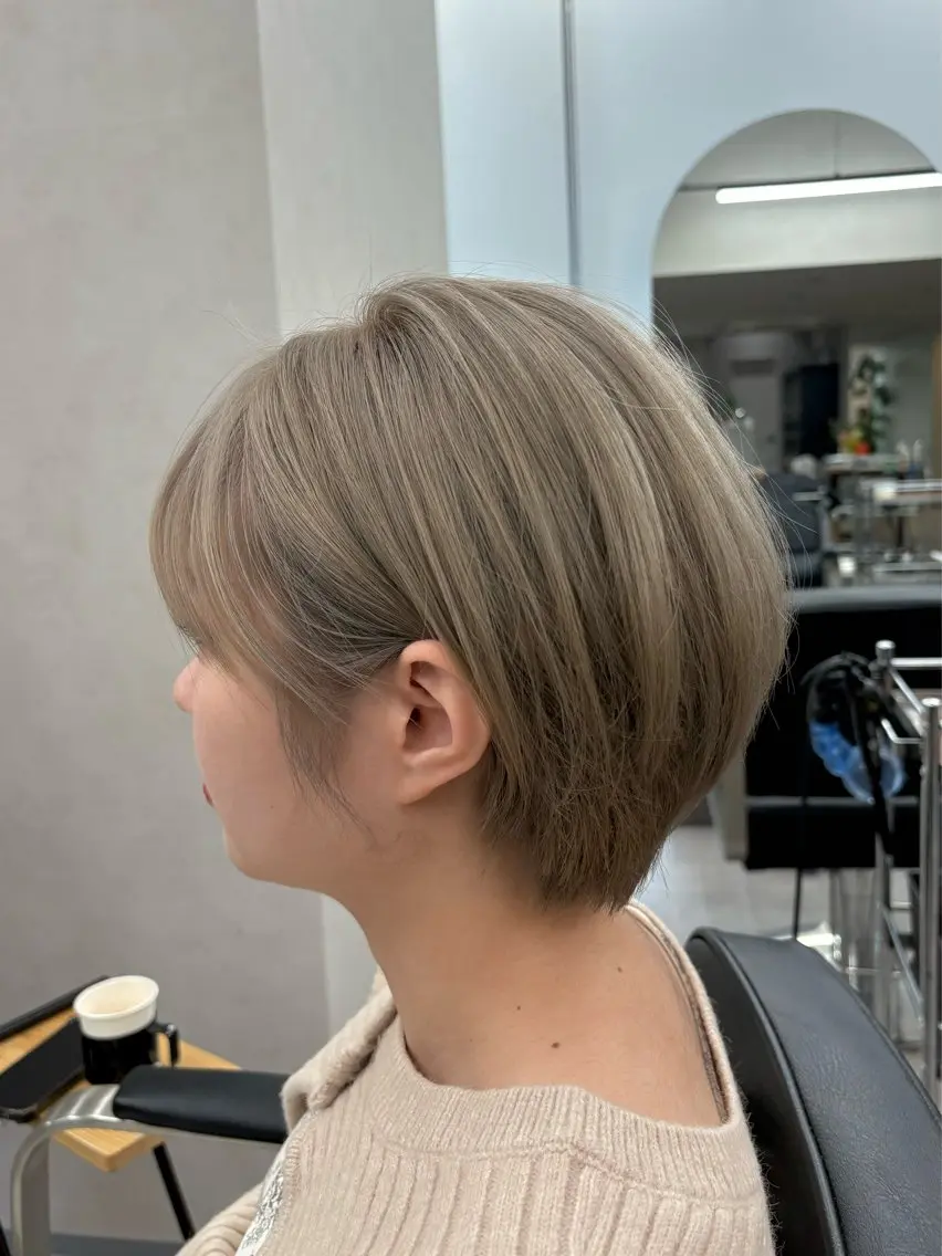 ショート カラー ショートボブ ベージュカラー ミルクティーベージュ ボブ ショートヘア カット ヘアカラー トリートメント ショート/ボブ/ 透明感カラー🌿神永のヘアスタイル