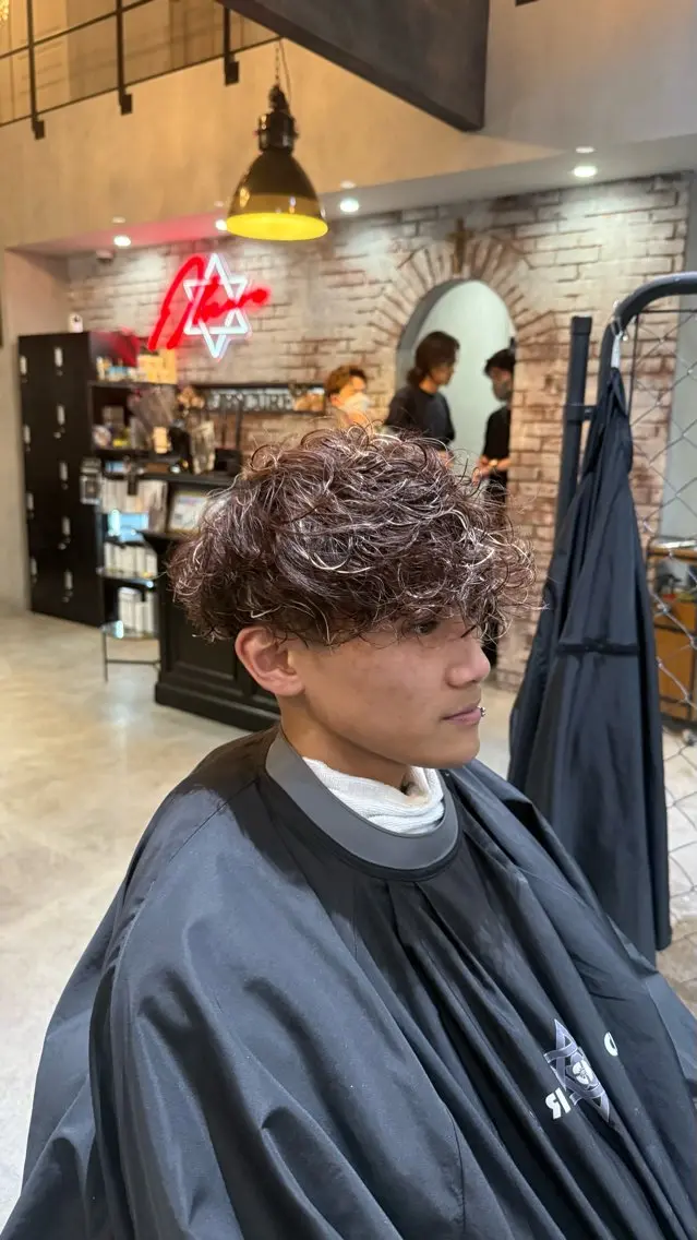 パーマ カット パーマ Bernie boyのヘアスタイル