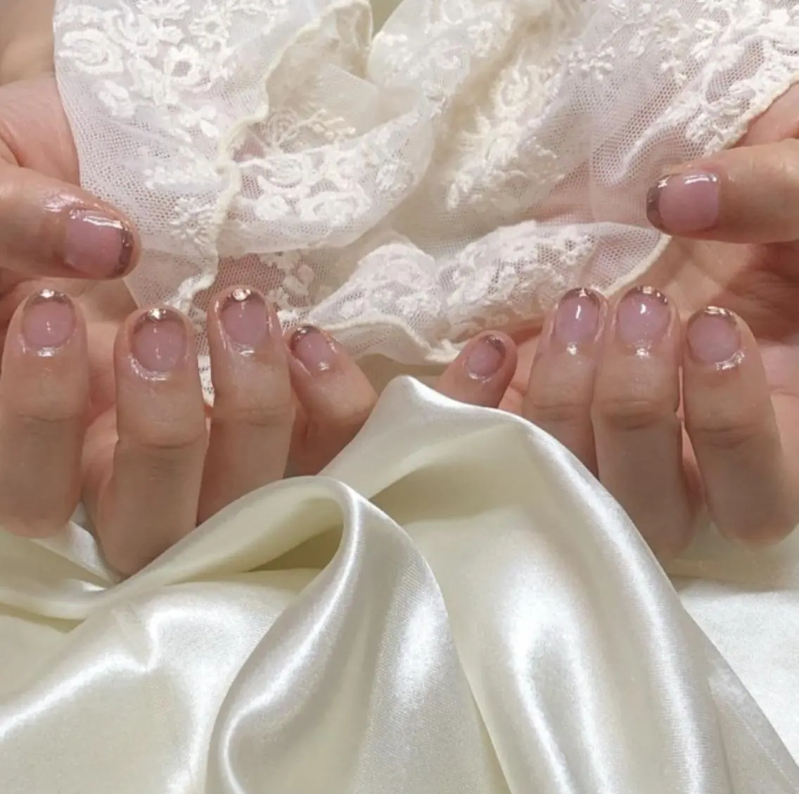 〔*自爪を痛めないパラジェル*〕 ♡handフレンチ(オフなし)♡の写真