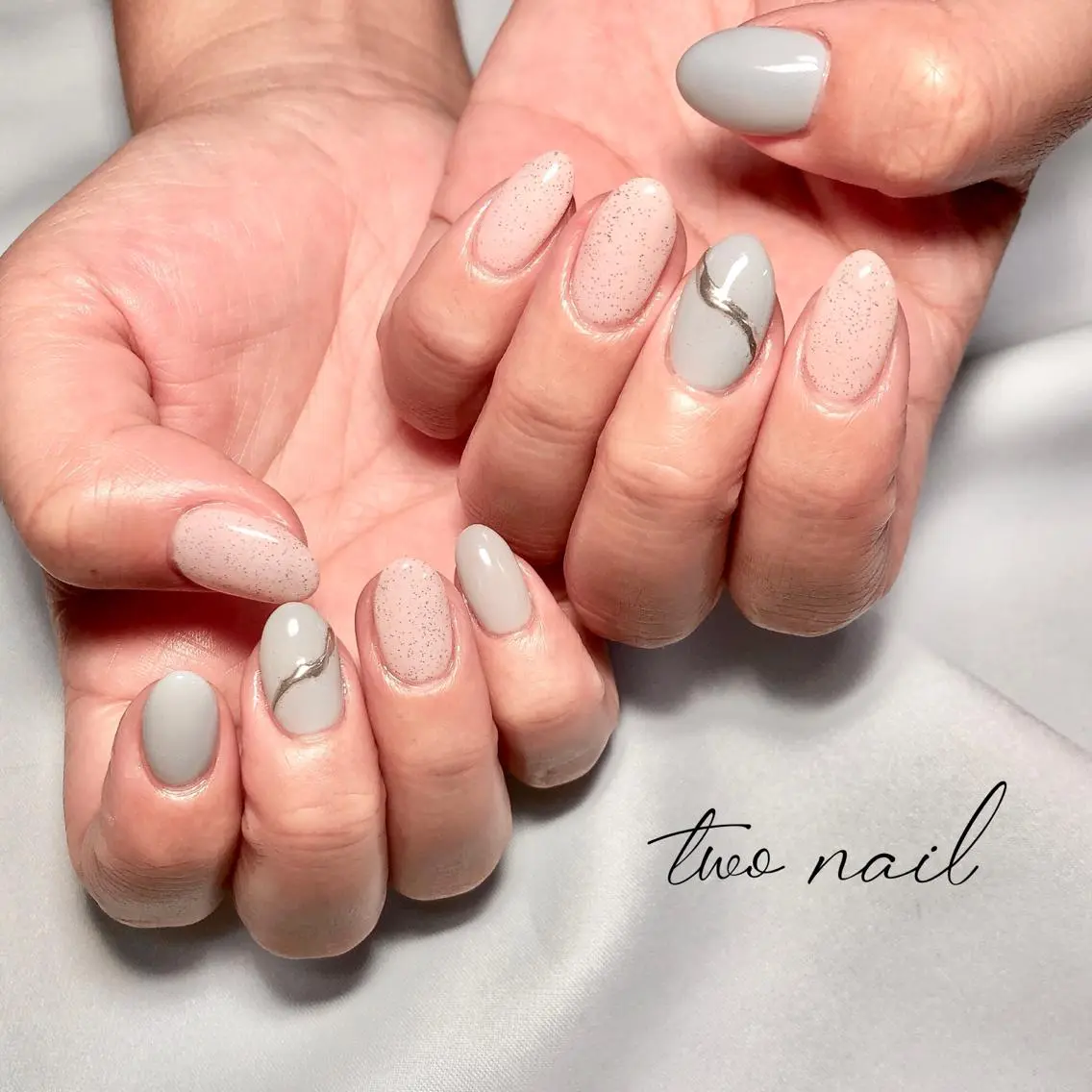 ネイル アートネイル フットネイル ハート ニュアンスネイル ホワイト two nailのネイルデザイン