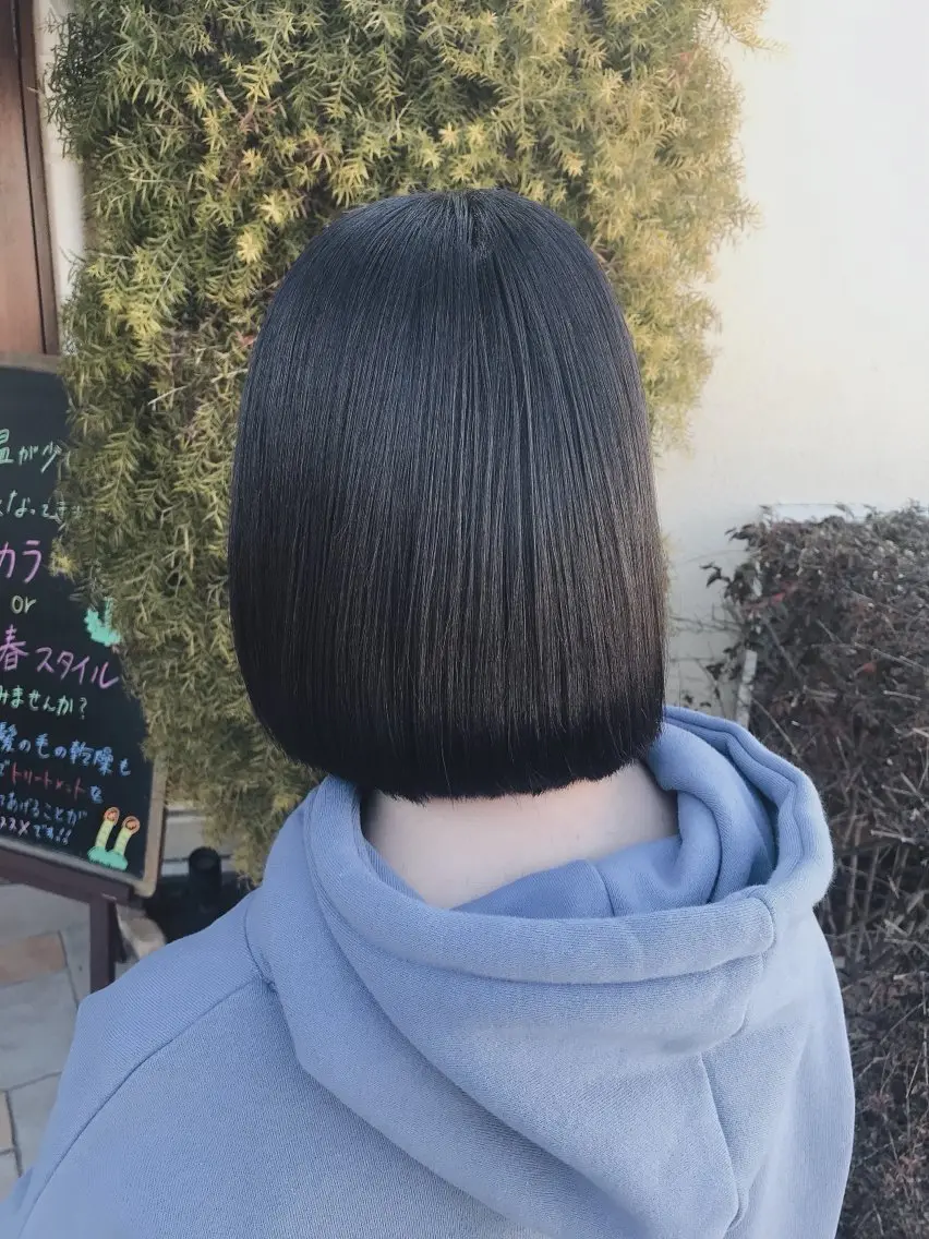 ミディアム カット Sagedoue ユイのヘアスタイル