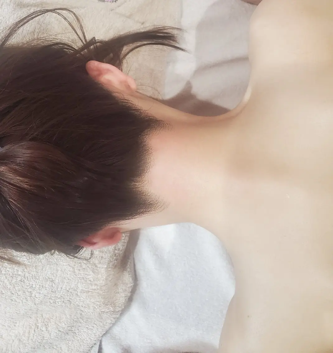 ツルツルうなじW脱毛(ワックス&光)⭐　ワックス&光でツルツル長持ち✨の写真