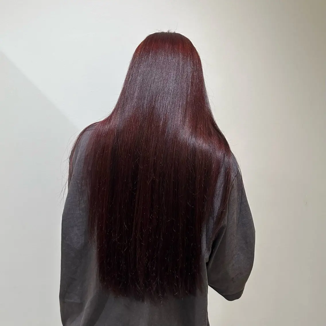 ロング Pino hair 小西冬馬 縮毛矯正のヘアスタイル