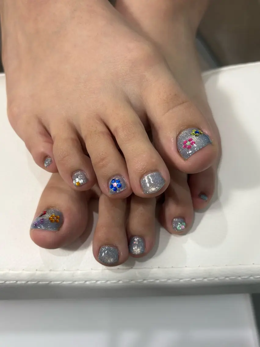 ネイル フットネイル rn__ nailのネイルデザイン