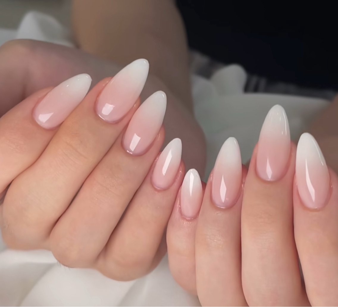 ネイル ハンドネイル 🎀PG🩵 ネイルサロンのネイルデザイン