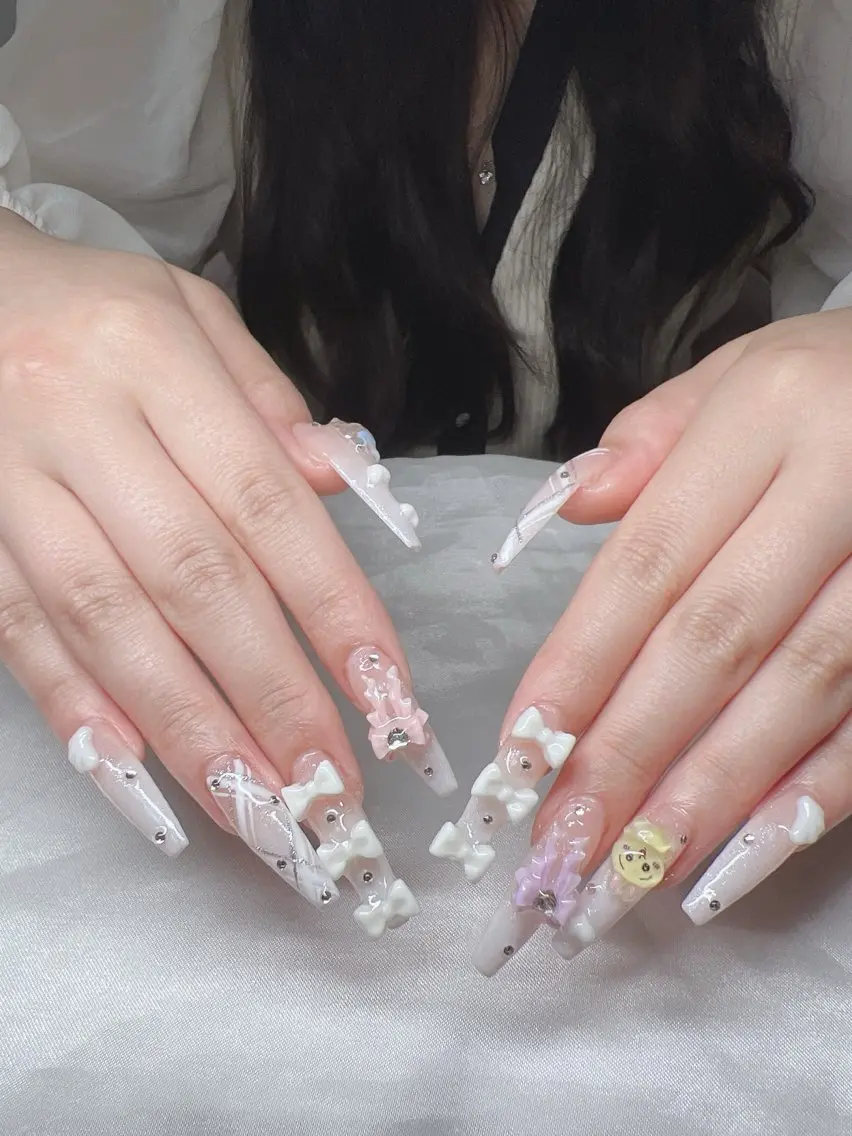 ネイル 長さ出し グラデーション キラキラネイル マグネットネイル ニュアンスネイル Lee Nails チップ長さだし専門店のネイルデザイン