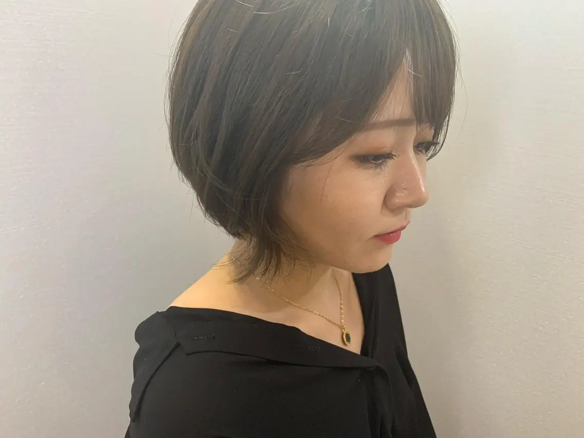 ミディアム カラー 透明感カラー 【Uneユヌ】菊地 春那のヘアスタイル