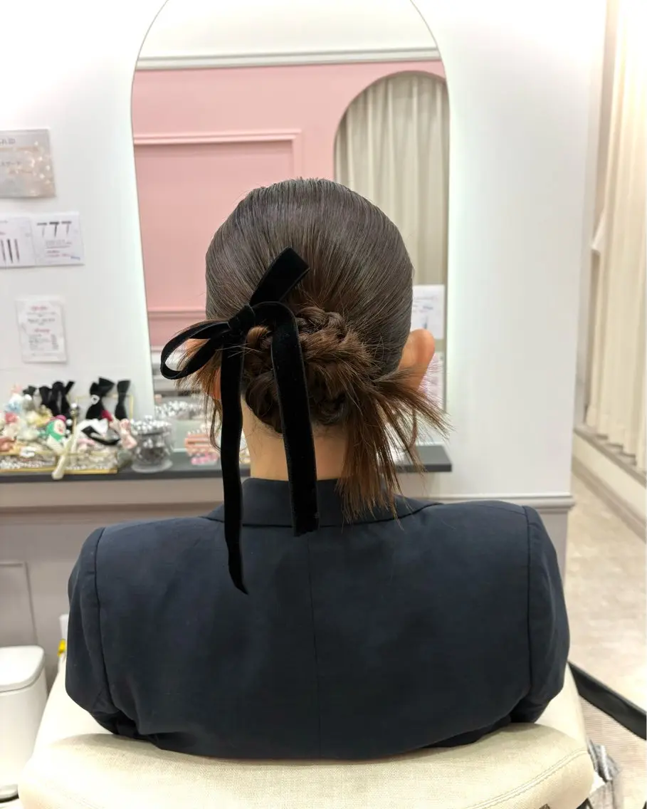 セミロング ヘアアレンジ ヘアセット lien ヒジリのヘアスタイル