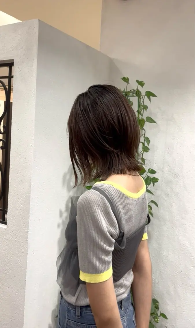 ミディアム ボブレイヤー ボブ レイヤーカット 山本 梨華のヘアスタイル