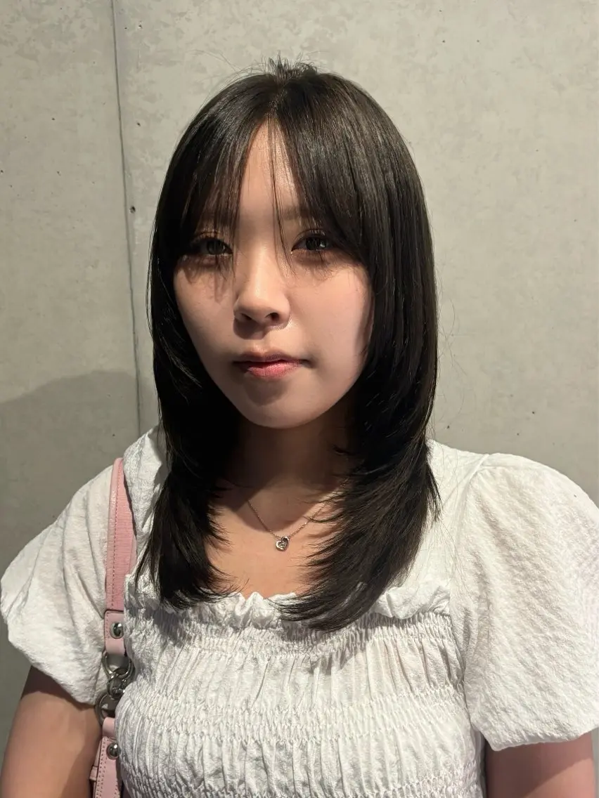 ミディアム カラー カット ヘアカラー トリートメント 韓国レイヤー/透明感 カラー/RIN🎀のヘアスタイル