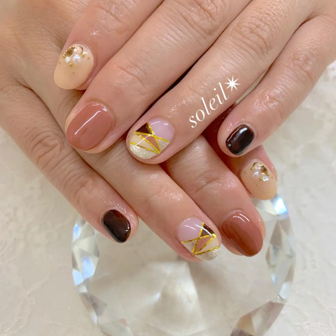 ネイル ハンドネイル 粟津 美紀のネイルデザイン