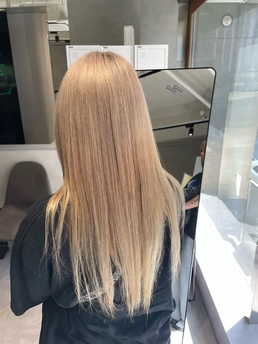 カラー 渡辺春衣 ☆カットモデル募集のヘアスタイル