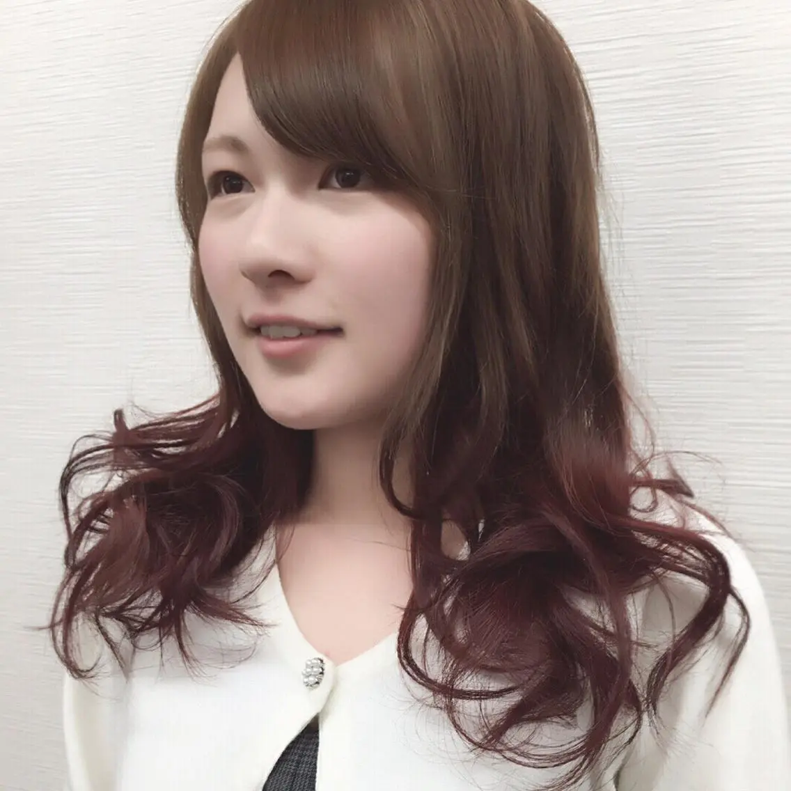 セミロング カラー ヘアカラー トリートメント ヘッドスパ 髪質改善ハッシュフェ イスレイヤーYASUのヘアスタイル