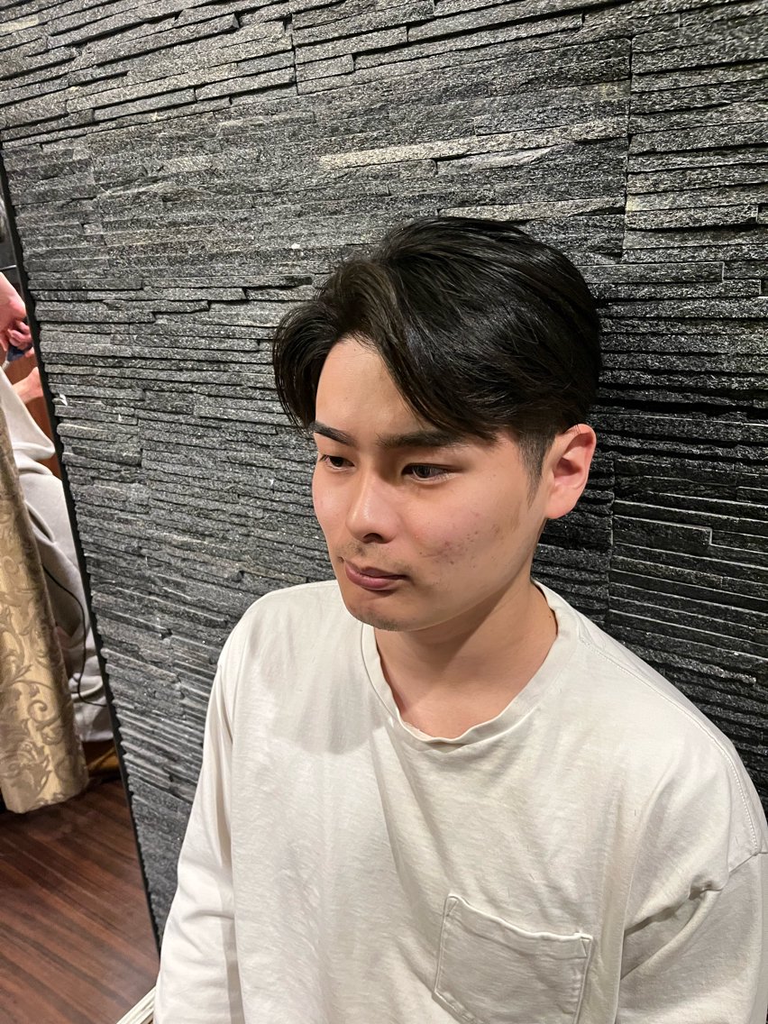 メンズ ヒロ銀座川崎 志田健介のヘアスタイル