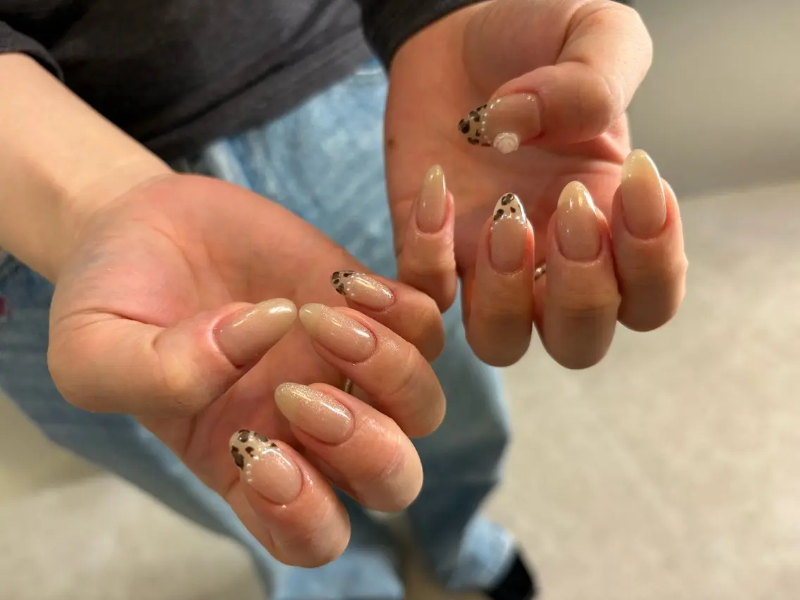 ネイル ハンドネイル Mai :矢場町 ニュアンス🌿アートのネイルデザイン