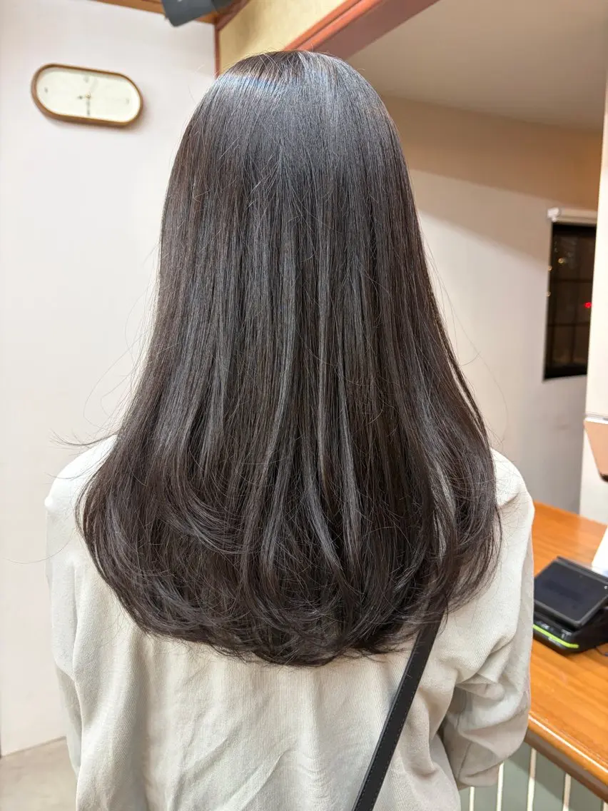 ロング レイヤーカット 杉本 涼音のヘアスタイル