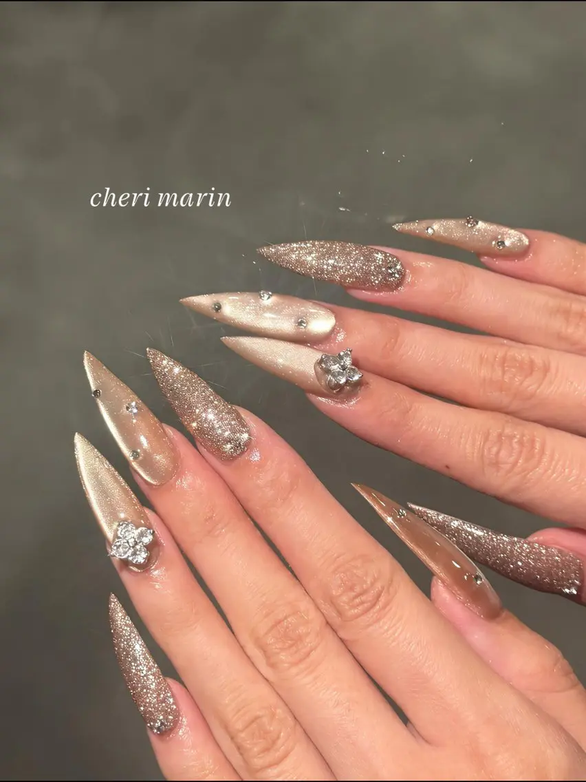 ネイル マグネットネイル ハンドネイル cheri&co marinのネイルデザイン