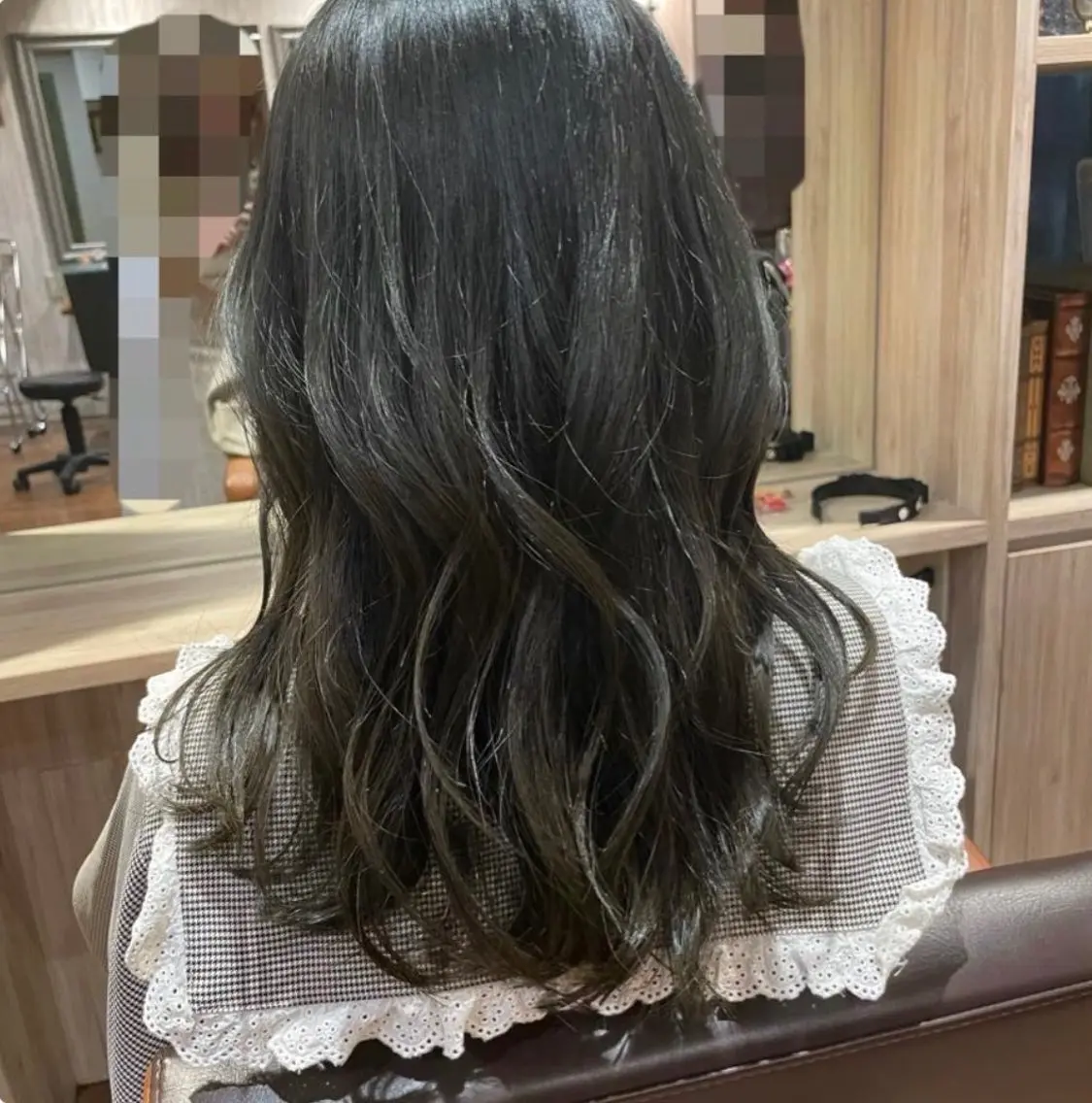 セミロング カラー ヘアアレンジ 櫻井 音和のヘアスタイル