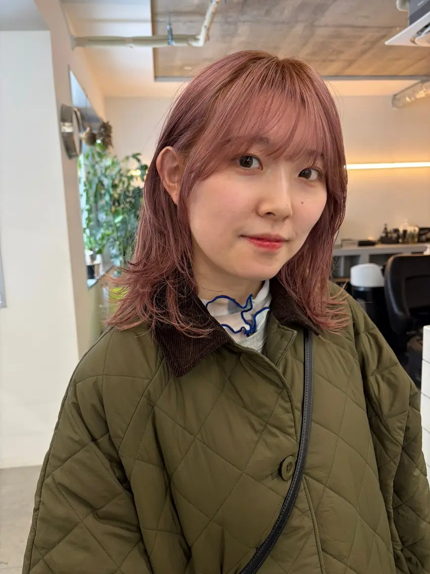 ミディアム カラー ミディアムレイヤー ブラウンカラー 透明感カラー レイヤーカット カット ヘアカラー cana 札幌レイヤースタイルのヘアスタイル