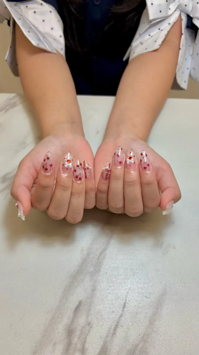 ネイル ハンドネイル KARIN🍓🐯 ￤心斎橋￤堺筋本町のネイルデザイン
