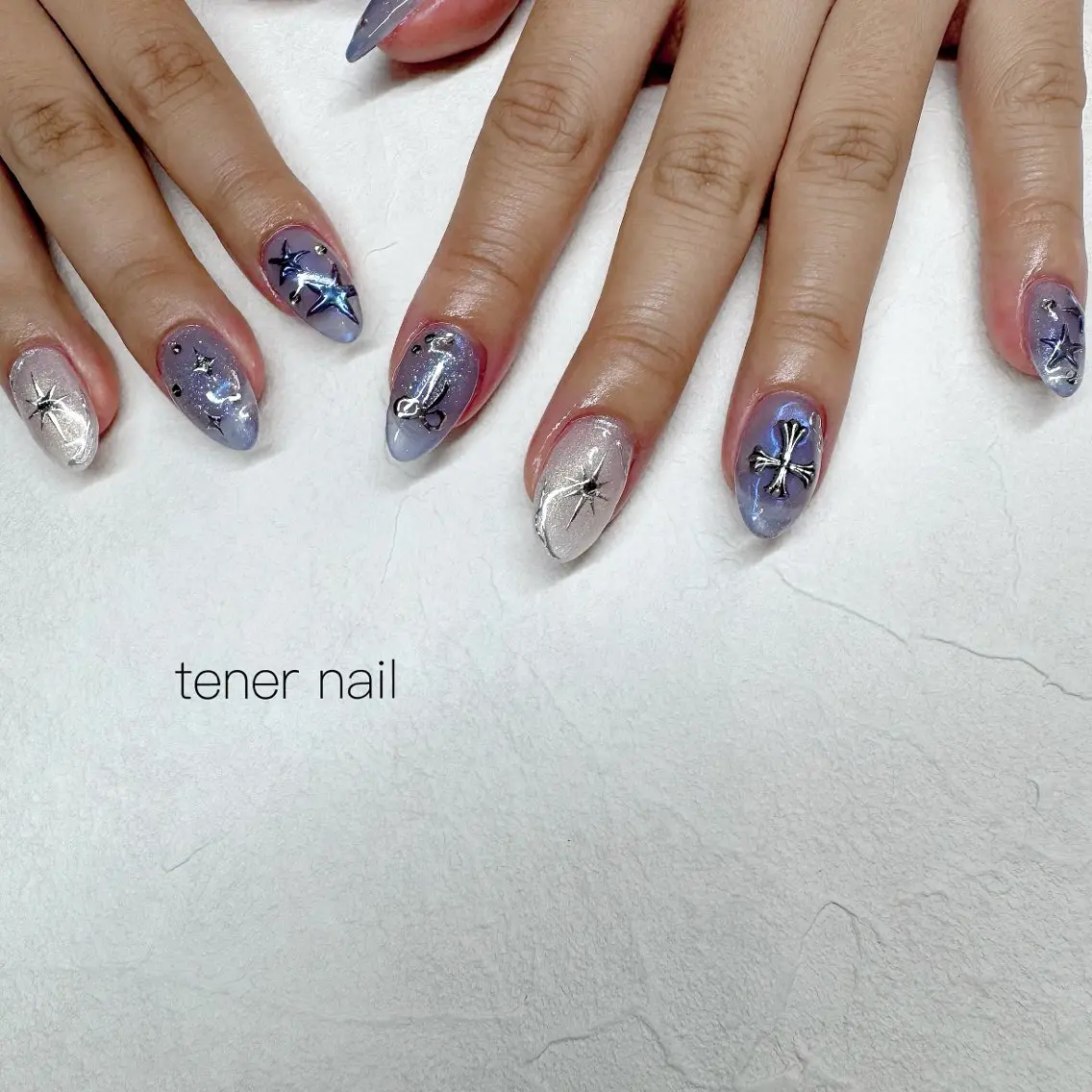 ネイル オーロラネイル キラキラネイル スカルプネイル ハンドネイル テネルネイル tener nailのネイルデザイン