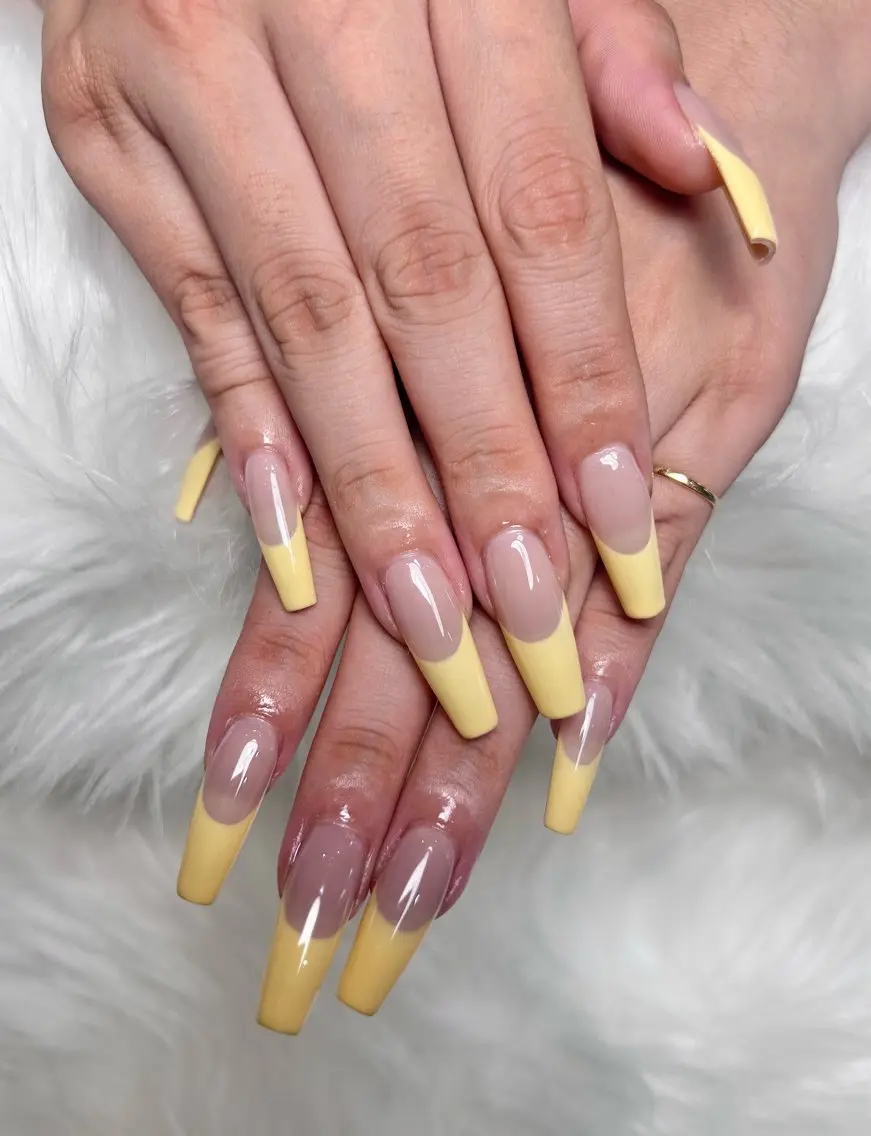 ネイル 長さ出し フレンチネイル ジェルネイル 持ち込み ワンカラーネイル xinh nailsのネイルデザイン