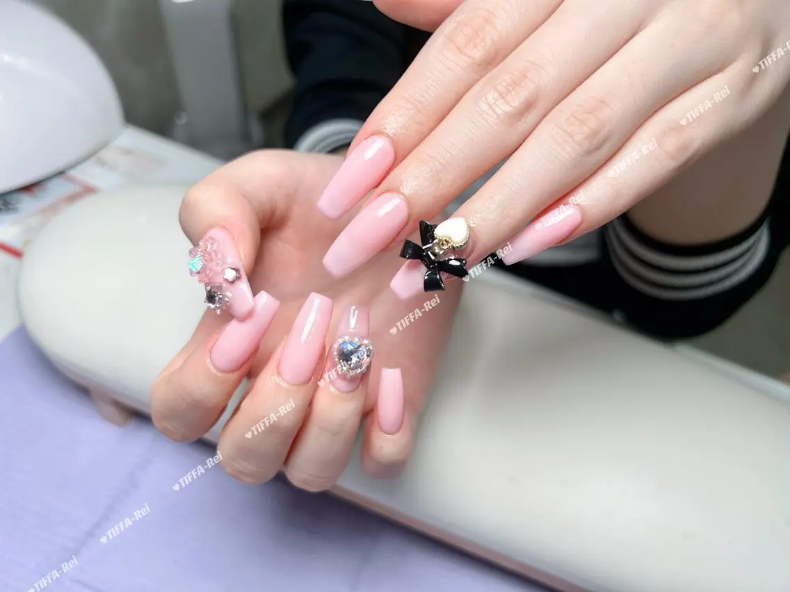 ネイル 佐藤 ゆうなのネイルデザイン