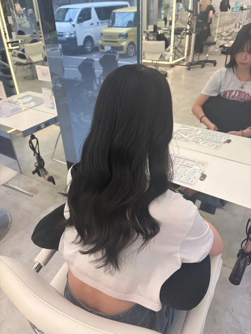 セミロング カラー 韓国風ヘア ヘアカラー トリートメント 青木 瑠香のヘアスタイル